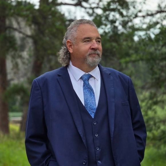 Meet your Posher, Dean - Picture 2 of 2